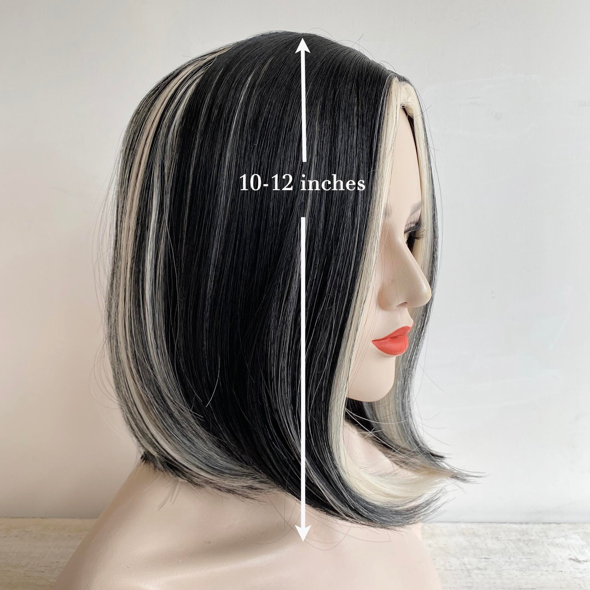 nevermindyrhead Women Skunk Stripe Wig, Black And 613 Blonde Short Straight Bob Side Part Wig