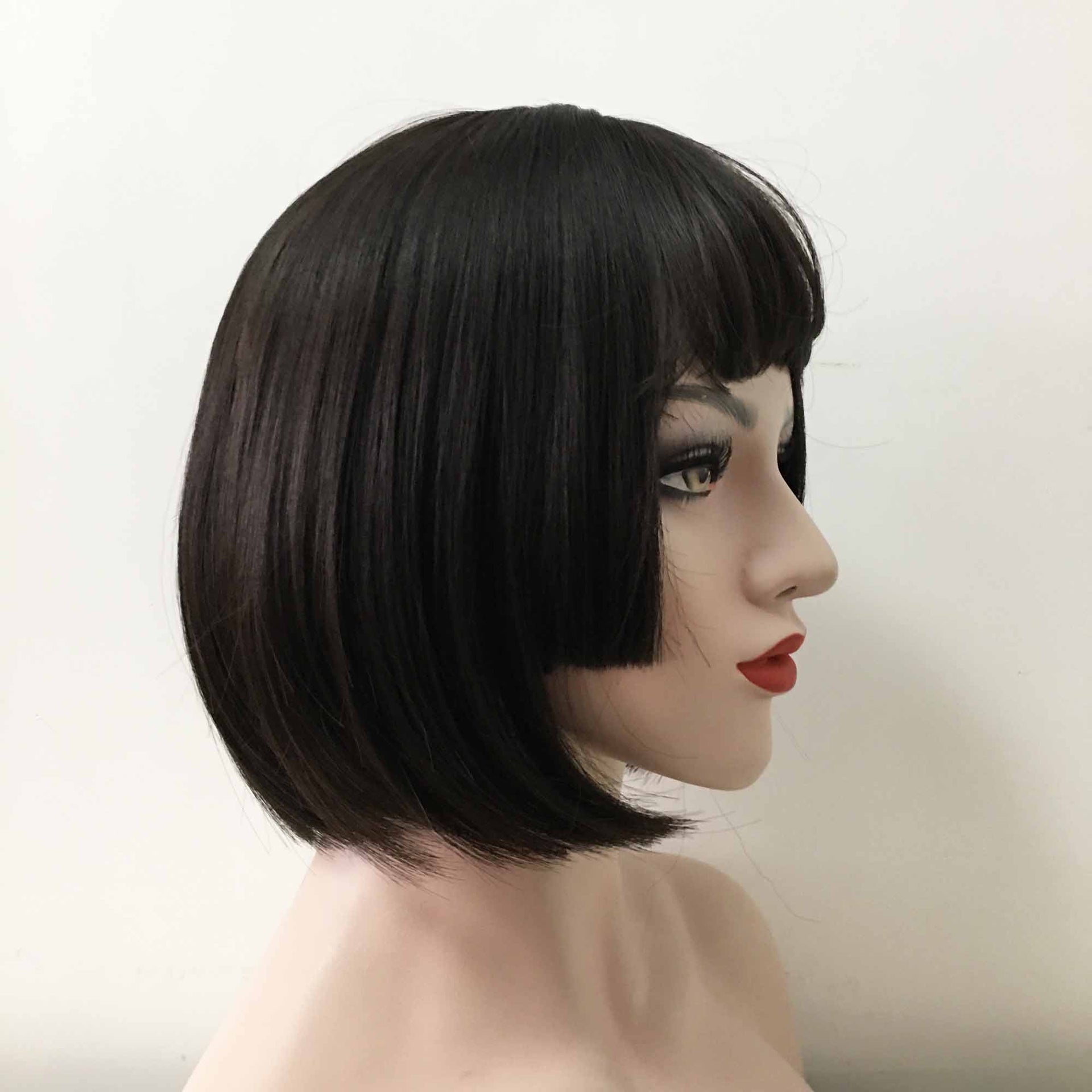 nevermindyrhead Women Black Short Straight Bob Fringe Bangs Layered Wig