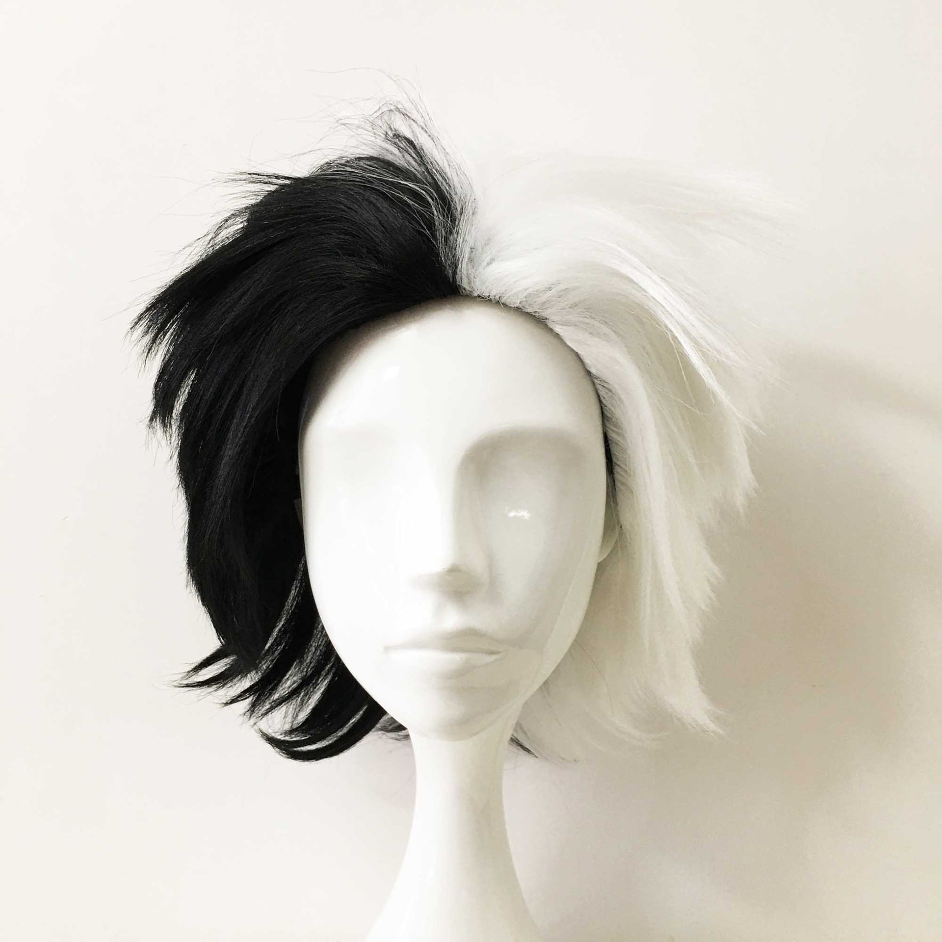 nevermindyrhead Women Black White Short Straight Slicked Back Layered Cosplay Wig