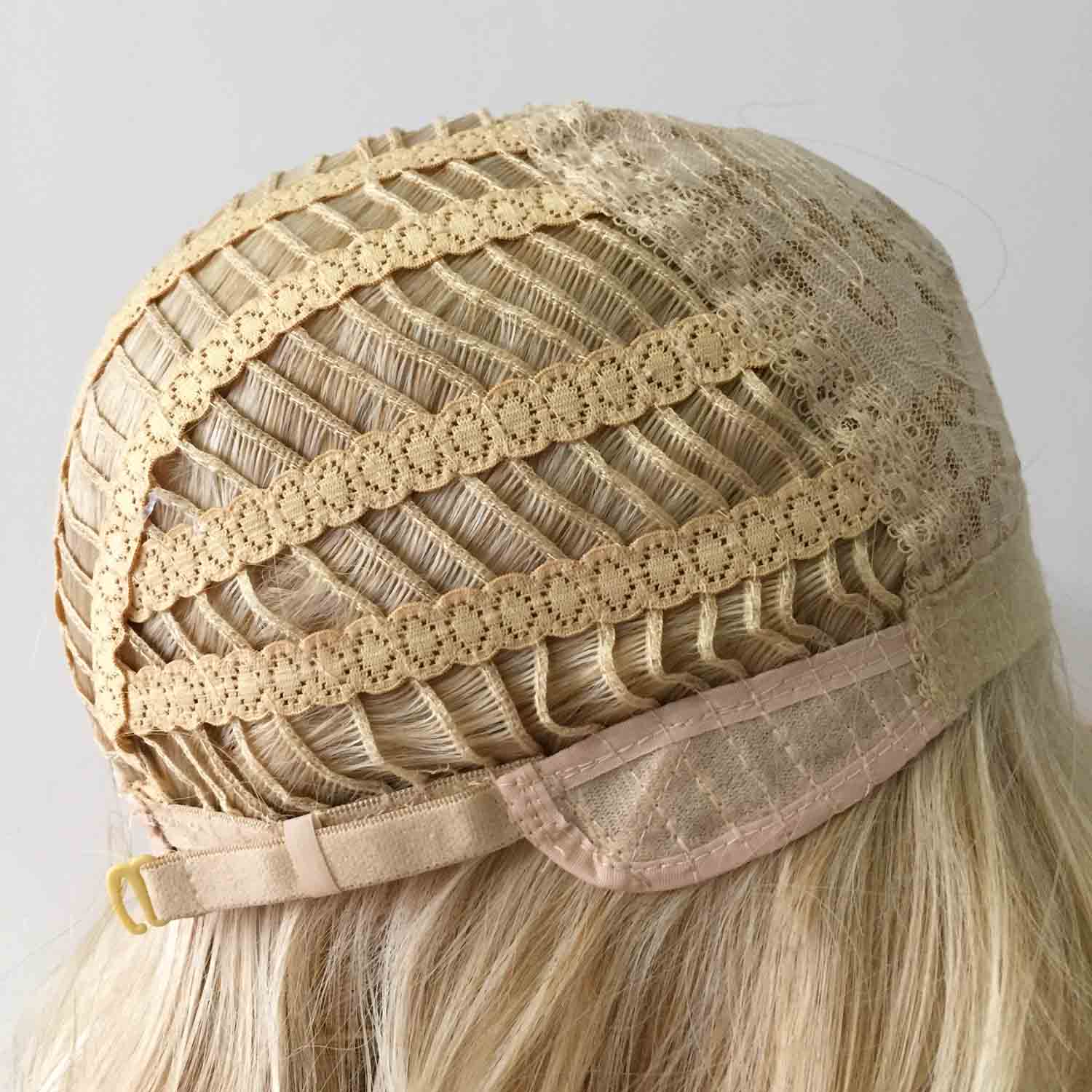 nevermindyrhead Women Blonde Long Wavy Fringe Bangs Layered Wig