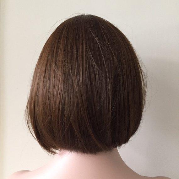 nevermindyrhead Women Dark Brown Black Short Straight Bob Layered Wig