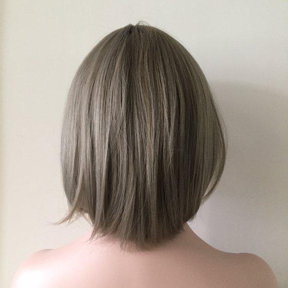 nevermindyrhead Women Dark Brown Black Short Straight Bob Layered Wig