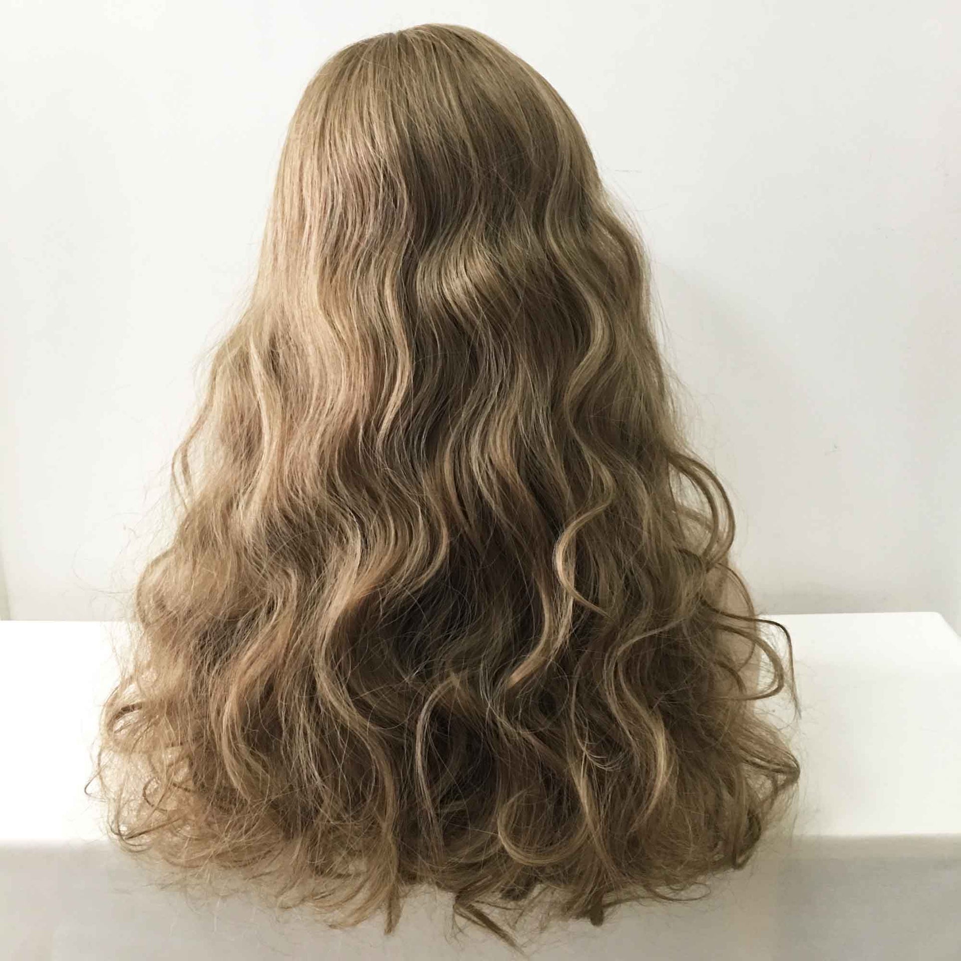nevermindyrhead Women Light Brown Long Curly Frizzy Side Part Frizzy Wig