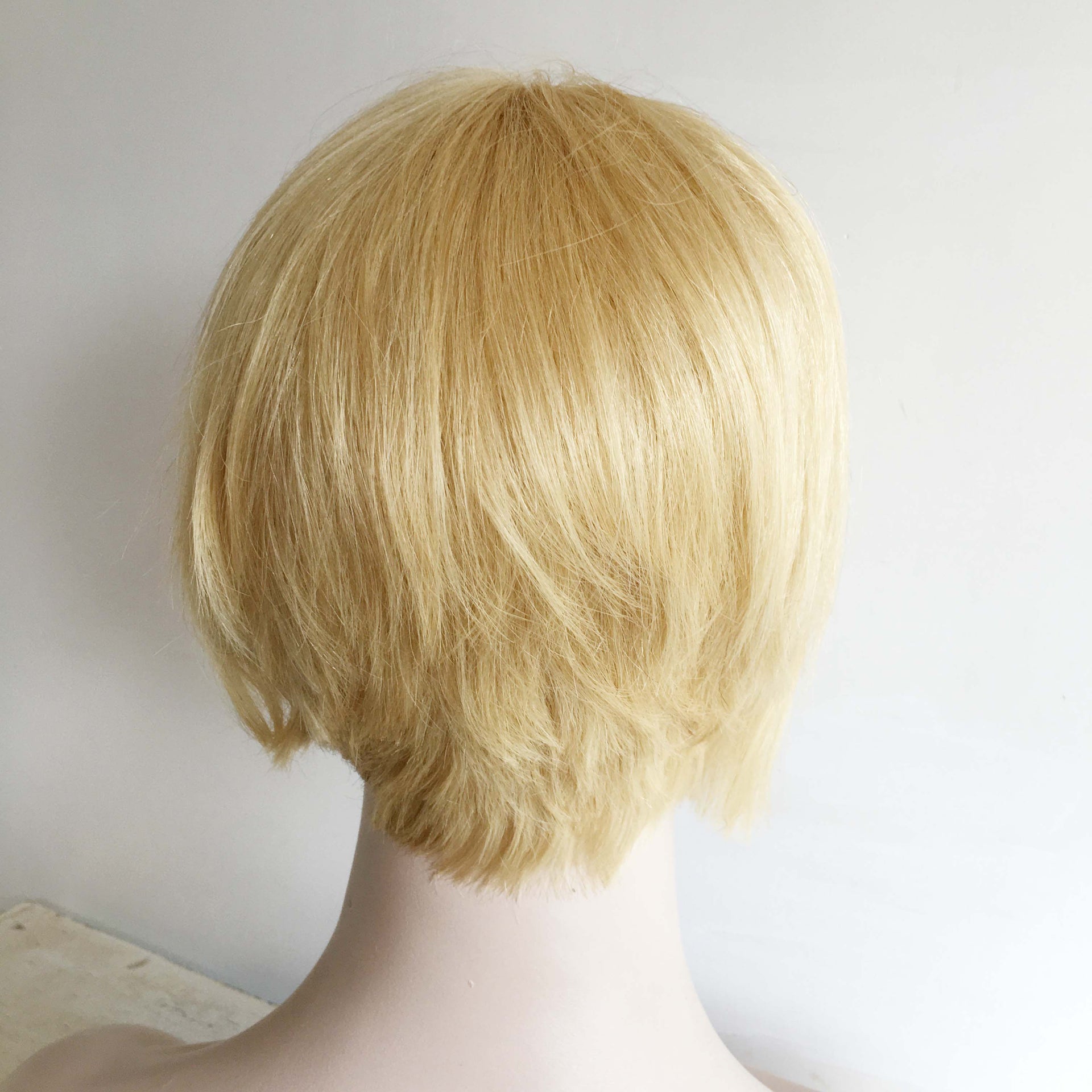 nevermindyrhead Women Blonde 613 Human Hair Short Bob Straight Fringe Bangs Wig