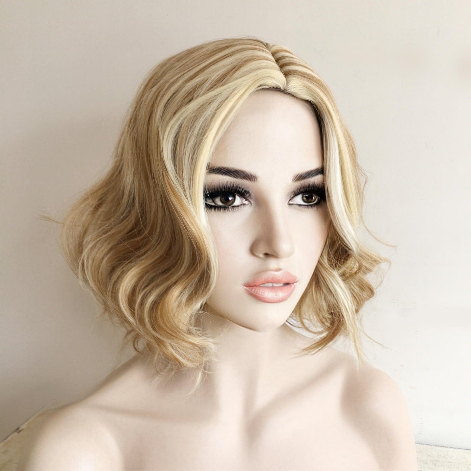 nevermindyrhead Women Light Toffee Blonde Ombre Short Curly Bob Side Part Wig