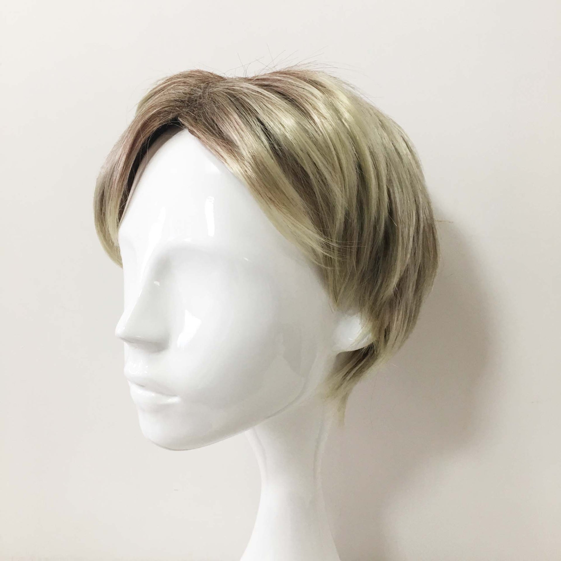 nevermindyrhead Men Ash Blonde Short Straight Pixie Middle Part Cosplay Wig
