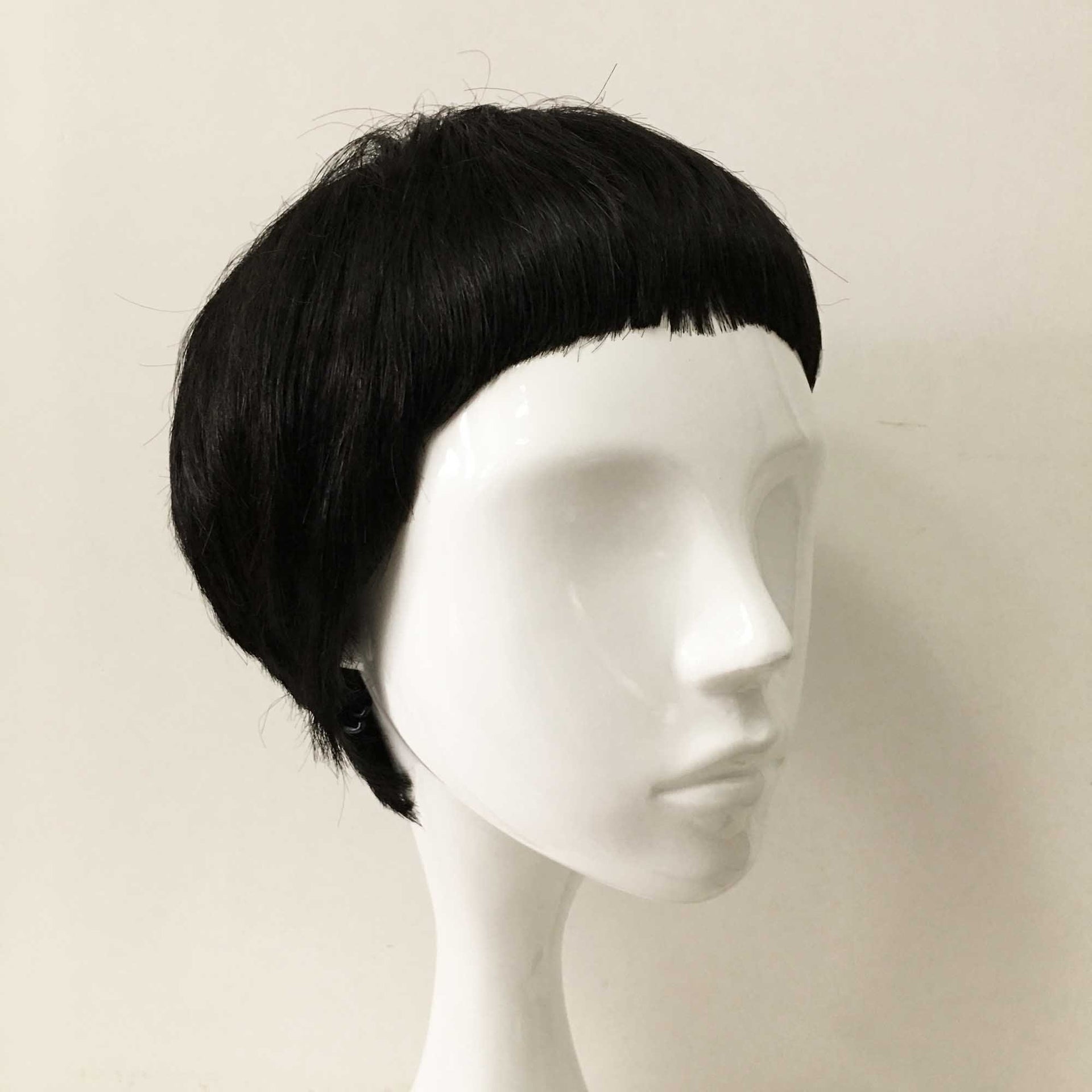 nevermindyrhead Men Black Short Straight Short Blunt Bangs Cosplay Thin Wig