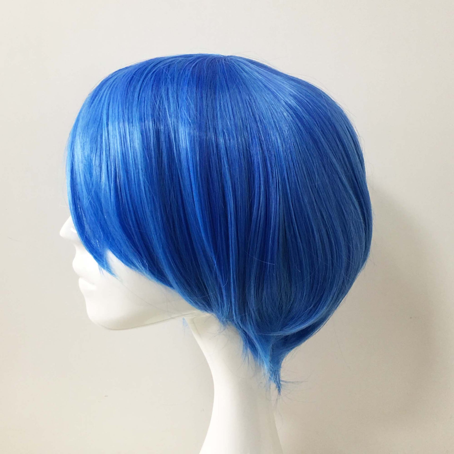 nevermindyrhead Men Light Royal Blue Short Straight Bob Side Swept Bangs Cosplay Wig