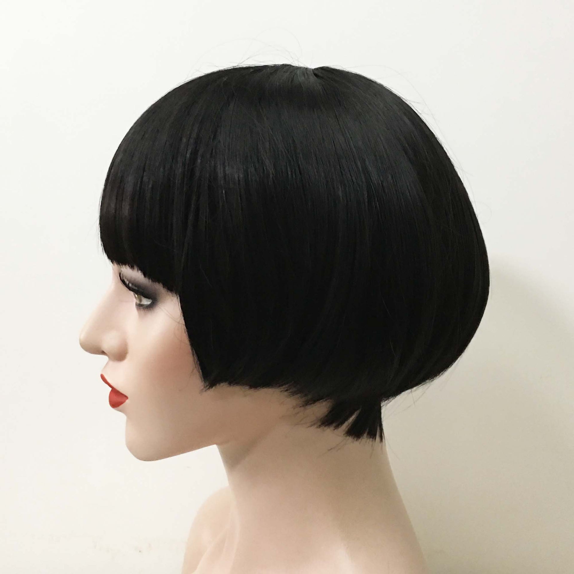 nevermindyrhead Women Black Short Straight Round Bob Full Blunt Bangs Wig