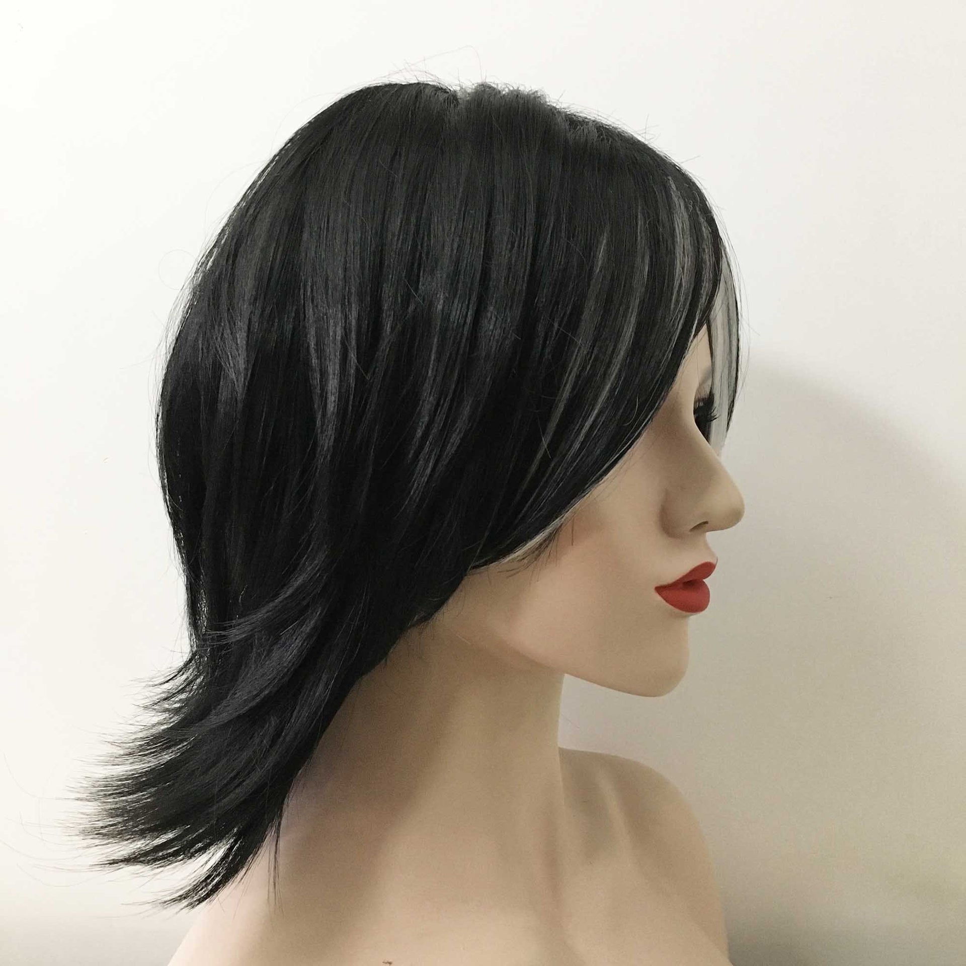 nevermindyrhead Women Black White Highlight Short Straight Flick Out Wig