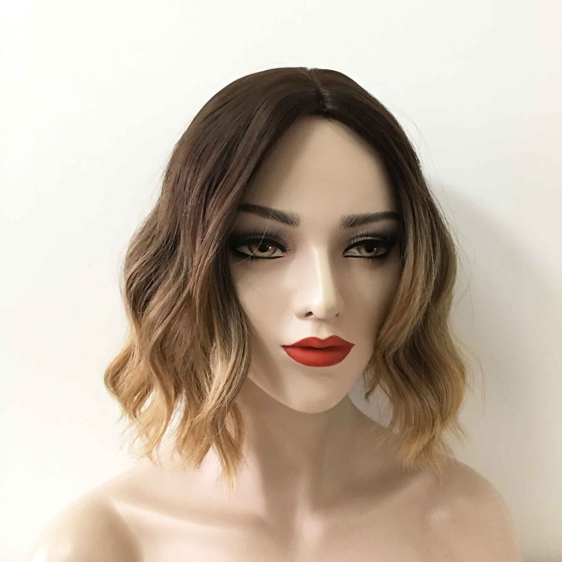 nevermindyrhead Women Ombre Dark Brown Blonde Short Curly Middle Part Bob Wig