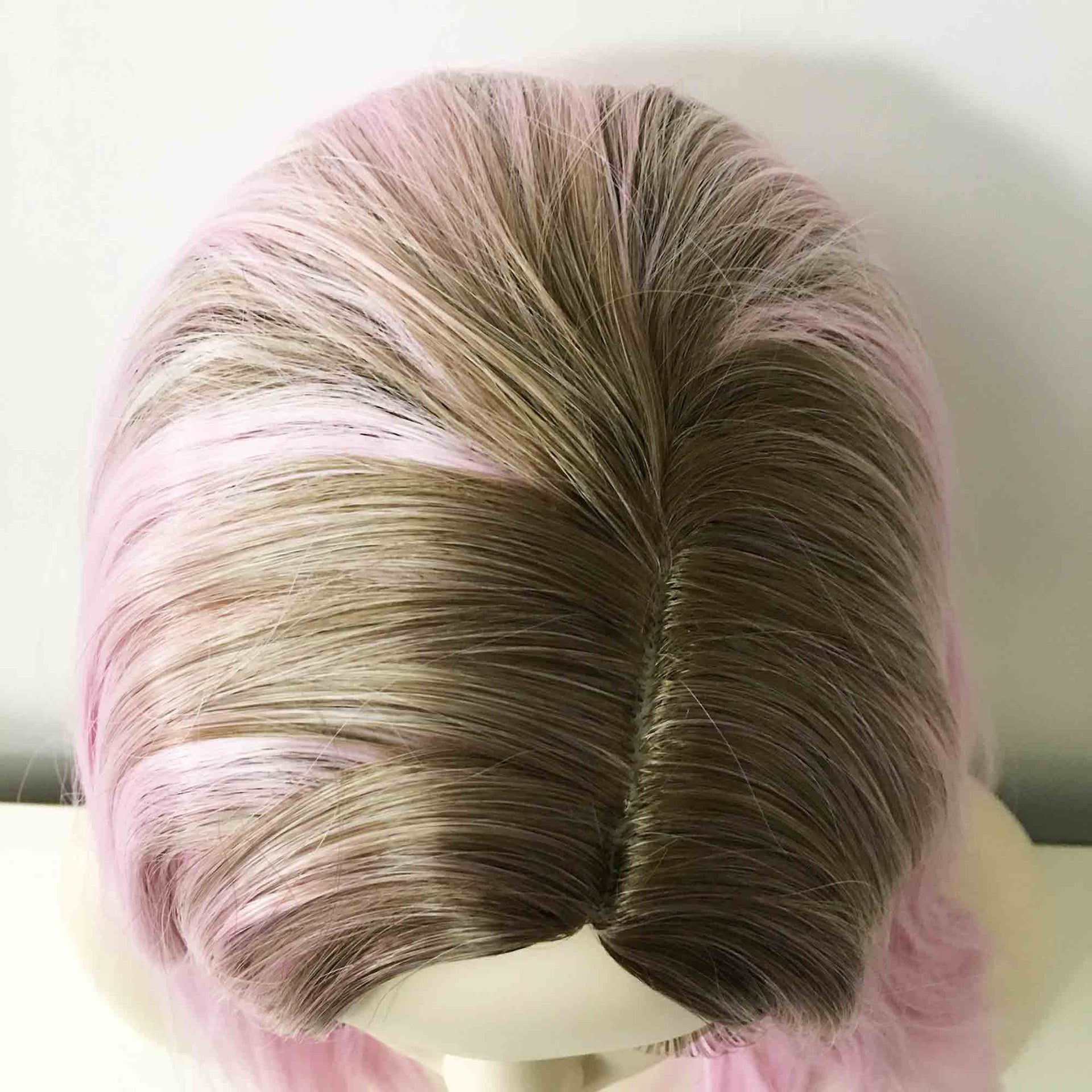 nevermindyrhead Women Ombre Pink Medium Length Natural Curls Side Part Wig